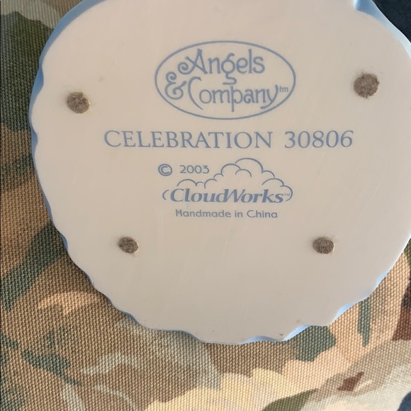 HALO WINGED CELEBRATION ANGEL with VOTIVE CANDLE HOLDER - Picture 4 of 6